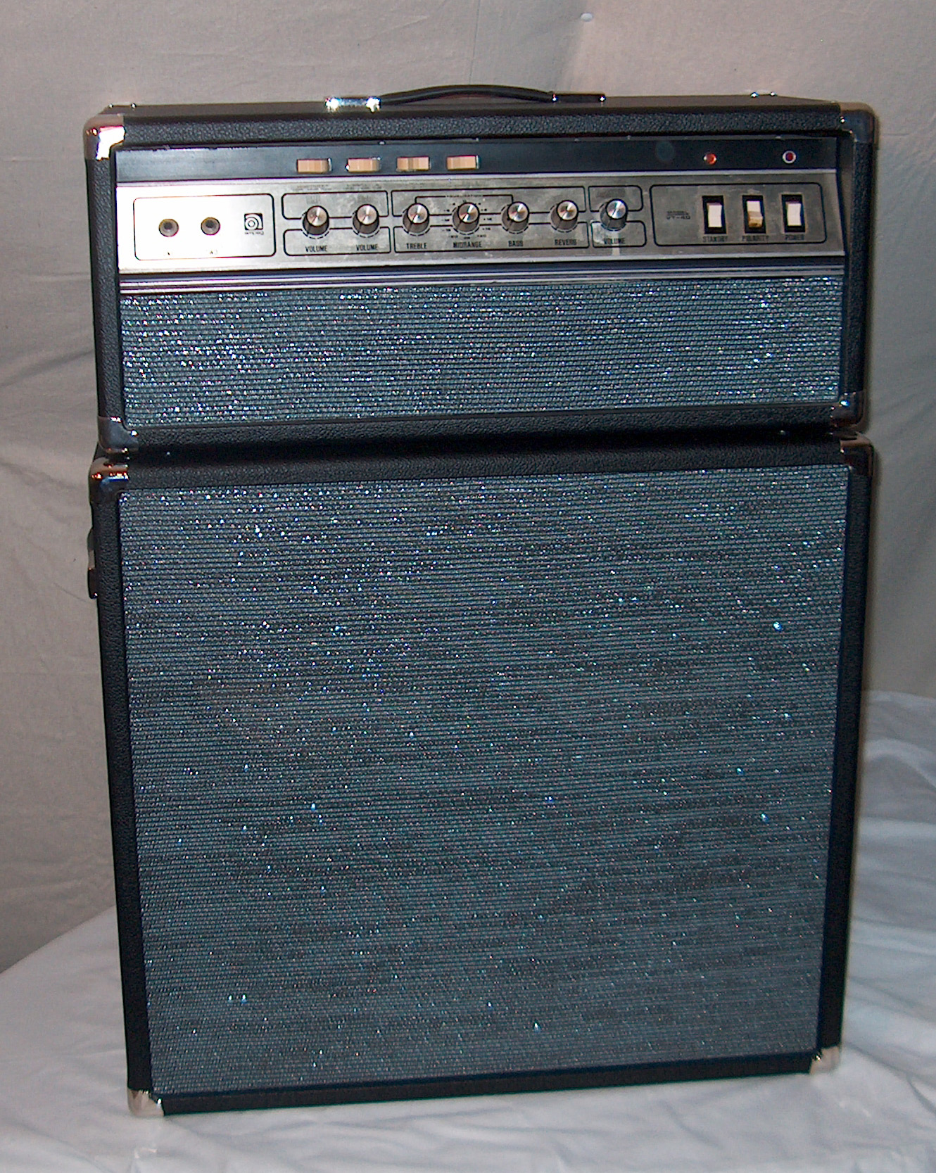 4X10 OPEN BACK WITH VT40 HEAD